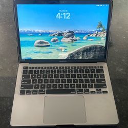 Apple 🍏 MacBook Air 