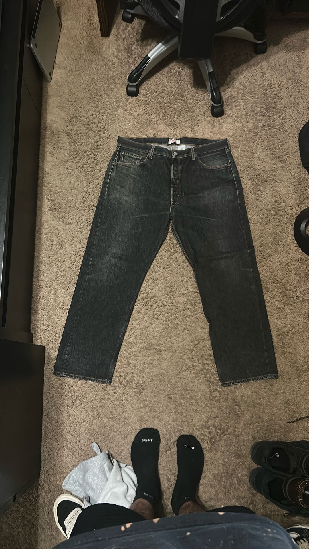Baggy Black Levi's 501