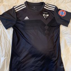 FC BAYERN MUNICH JERSEY MENS MEDIUM