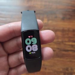Fitbit Charge 6 – Black – Used, Good Condition + Charger Included