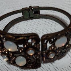 Vintage Sweet Romance Hinged Bracelet