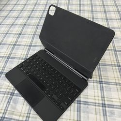 Apple iPad Magic Keyboard 11” Black