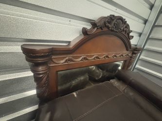King Bedroom Set-7pc Ashley Solid Wood