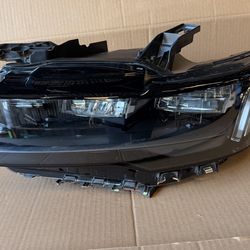 2021 - 2024 Cadillac Escalade left side headlight