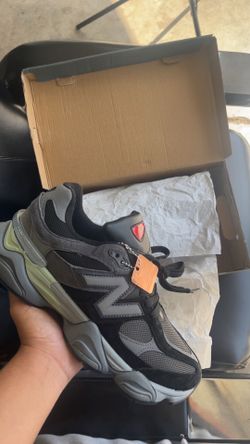 NEW BALANCE 9060