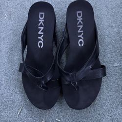 DKNYC Black Sandals