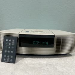 BOSE WAVE RADIO CD AWRC-1P AM/FM RADIO/ALARM/CD PLAYER/AUX INPUT WITH REMOTE 