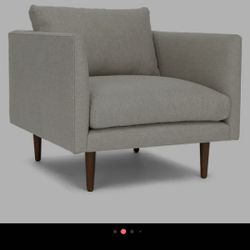 Burrard 32" Lounge Chair