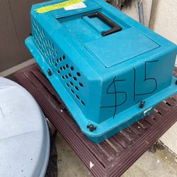 Excellent Condition Pets Carriers Large Crate Bed And Birds Cage 