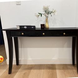 Table For Home And Room 