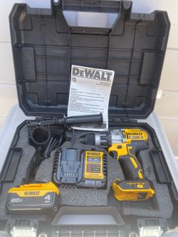 XR Heavy Duty Hammer Drill, Battery,Charger & Case