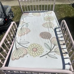 Toddler bed