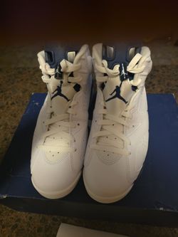 (Brand new) air jordan retro 6 navy blue & white