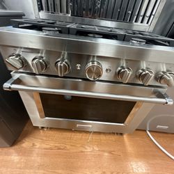 Estufa/Campana De Cascada ( Pegado Asia La Pared)…. KitcheAid 