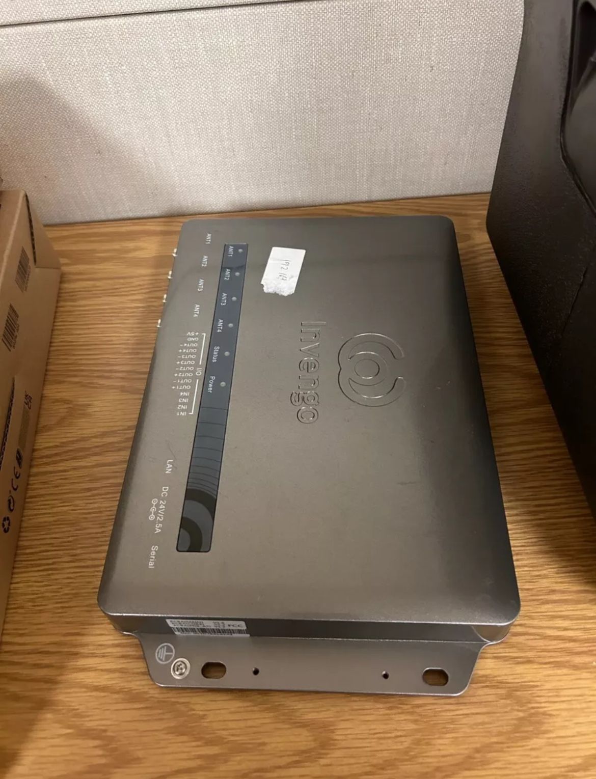 Invengo XC-RF807 UHF RFID Reader