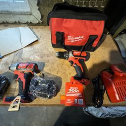 Brand New Milwaukee Drill Kit
