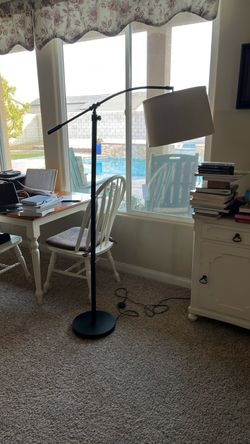 Floor lamp