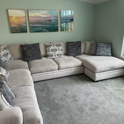 SECTIONAL SOFA
