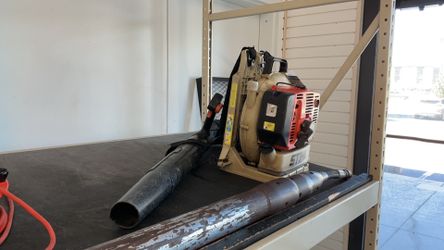 Stihl BR 340 gas-powered backpack leaf blower