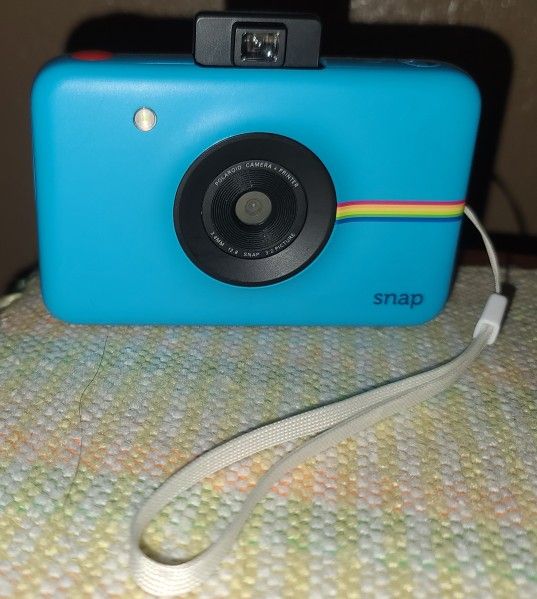 Polaroid Snap + Film