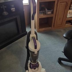 Lightweight Vacuum 