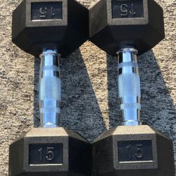 PAIR  OF  15  LB.  RUBBER  HEX  DUMBBELLS 