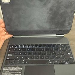 iPad Keyboard Case 