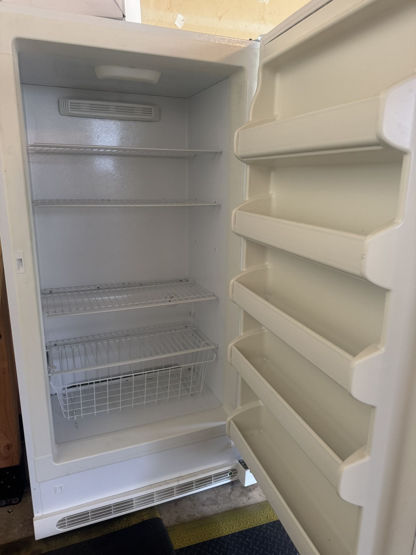 KENMORE FREEZER