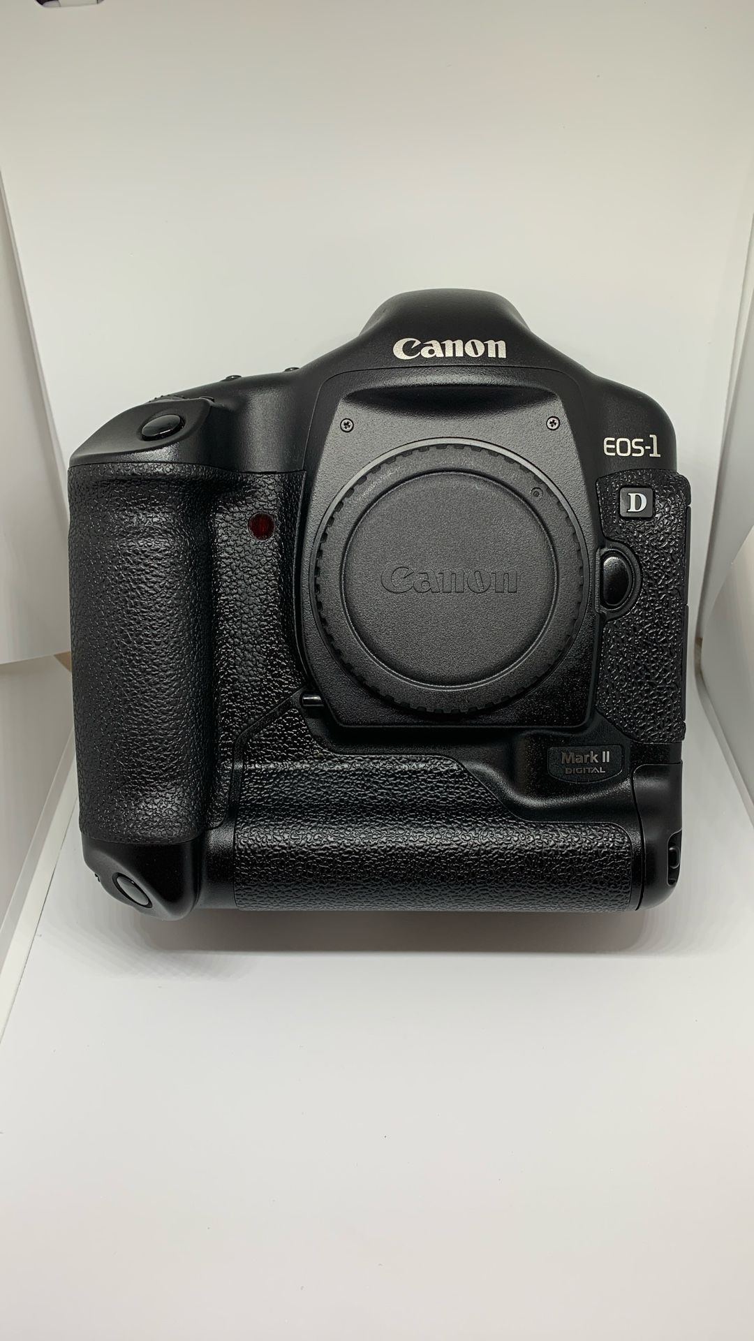 Canon 1D Mark II