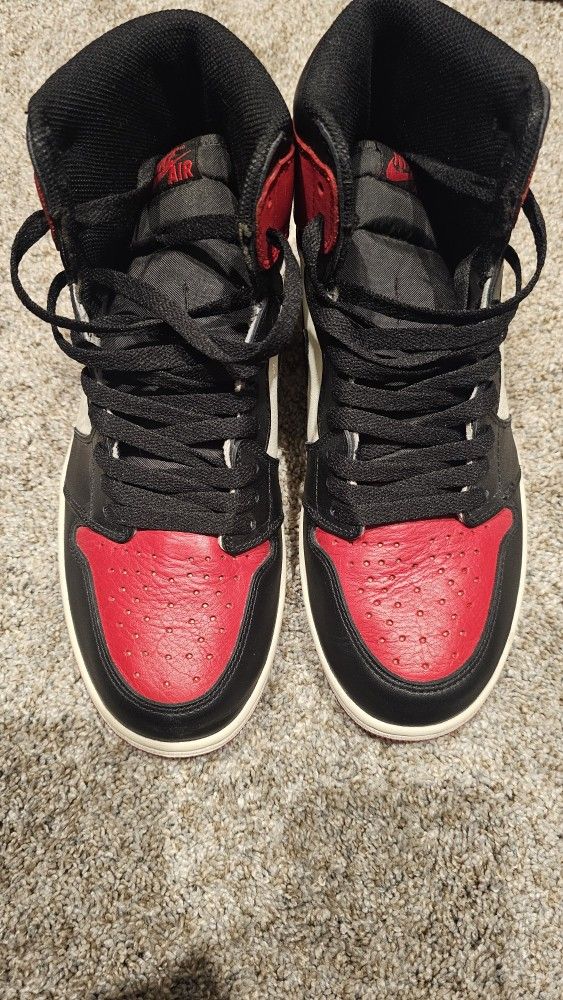 Jordan 1 Bred Toe Worn Once