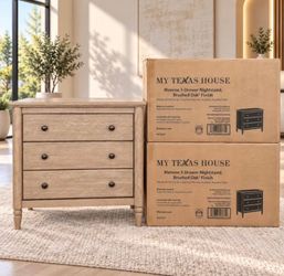 My Texas House Monroe 3-Drawer Nightstand Brushed Oak