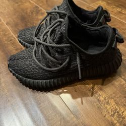 Adidas Yeezy 350 Pirate Black