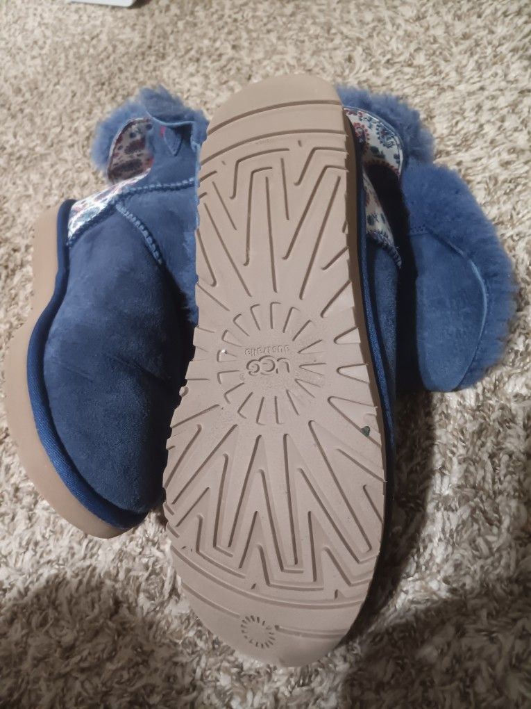 Uggs Blue