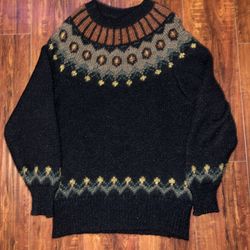 Vintage 90’s 80% Acrylic 17%Nylon pullover sweater Sz Small Mens Preowned Condition!