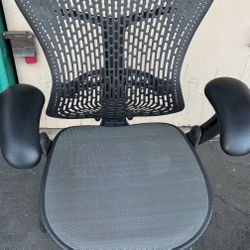 Ofice Chair Herman miller 