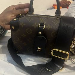 Louis Vuitton Petite Malle Souple Leather Handbag