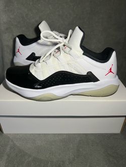 AIR JORDAN 11