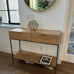 Moving Out: Furniture For Sale 