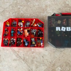 Roblox Figures With Box And 2 Cars