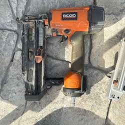 Ridgid Nail Gun 16 Gauge 