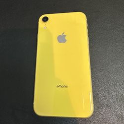 iPhone XR Yellow 64Gb Unlocked All Carriers Like New