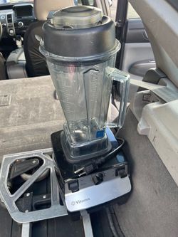 Vitamix 5200 blender works great