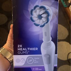 Oral B toothbrush