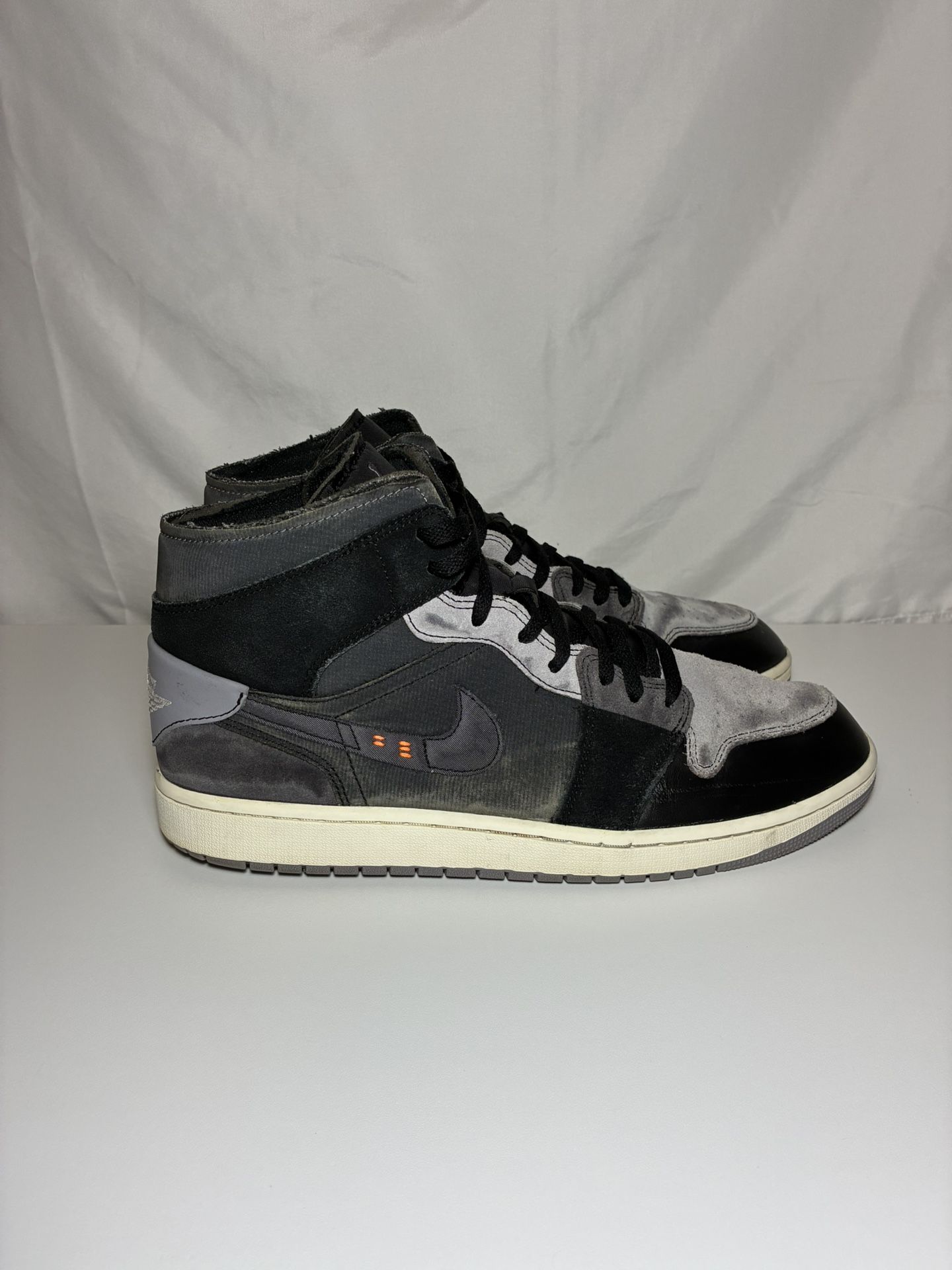 Nike Air Jordan 1 Mid Craft Inside Out Gray Basketball Shoes Men’s 13 DM9652-001