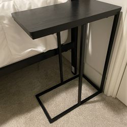 Faux Black Wood Grain C-shaped side table