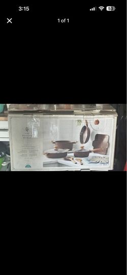 The Pioneer Woman Cast Aluminum Cookware Set