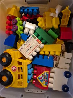 Mega Bloks- 20 gal tub