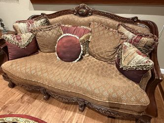 Sofa Set With Tables