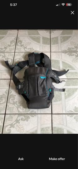LIKE NEW INFANTINO BABY CARRIER!!!!