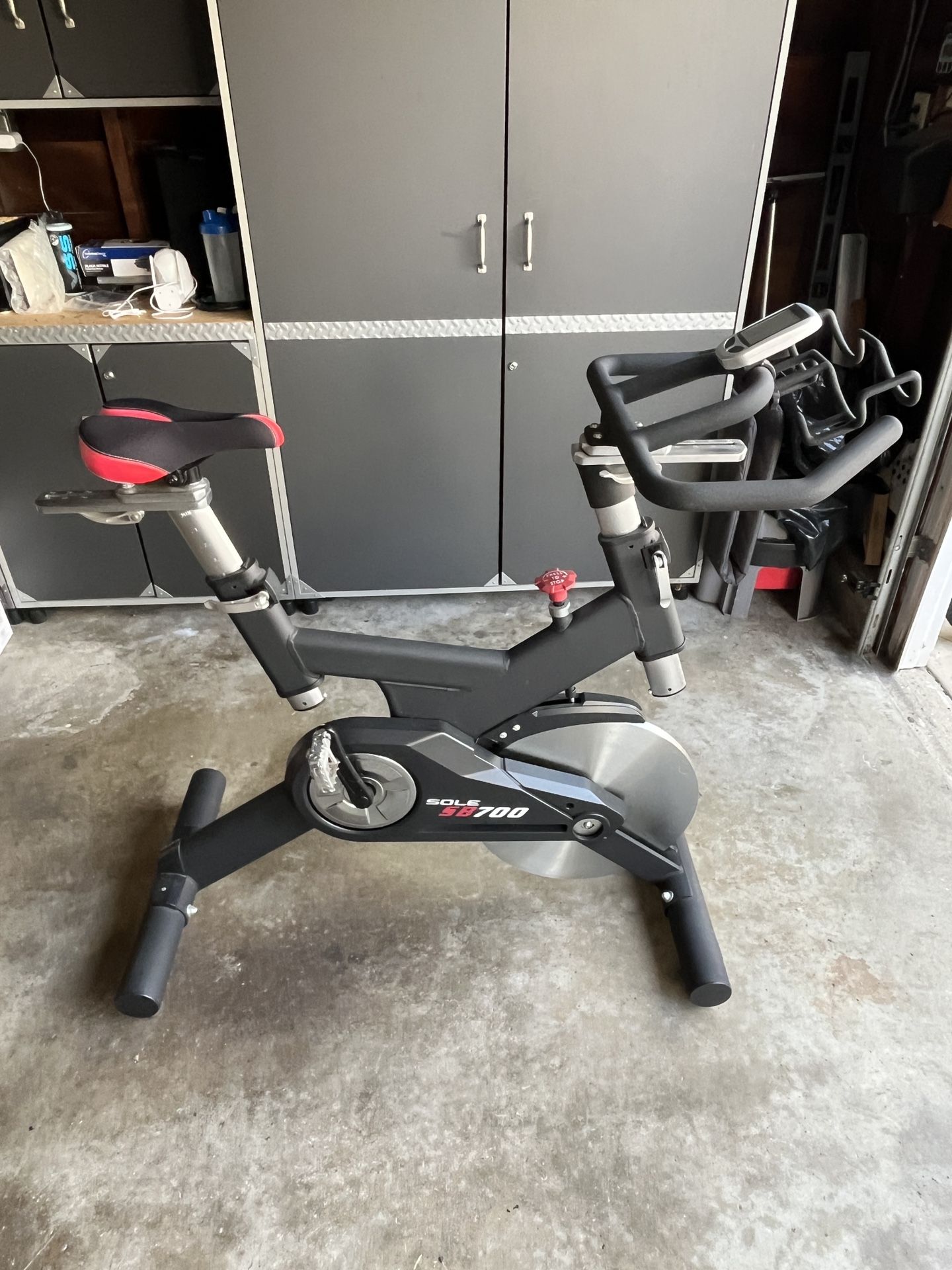 Sole SB700 Exercise Bike